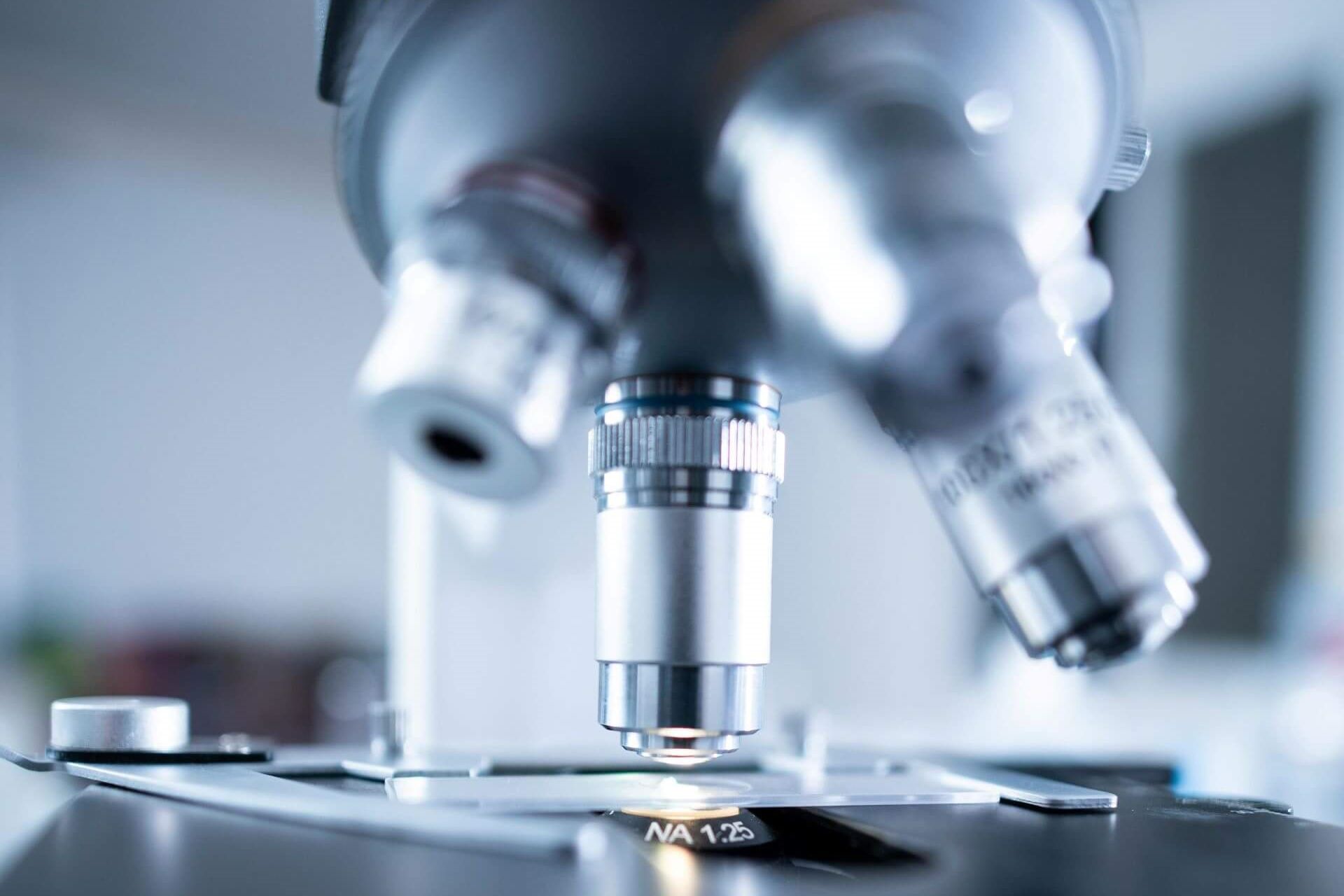 Microscope